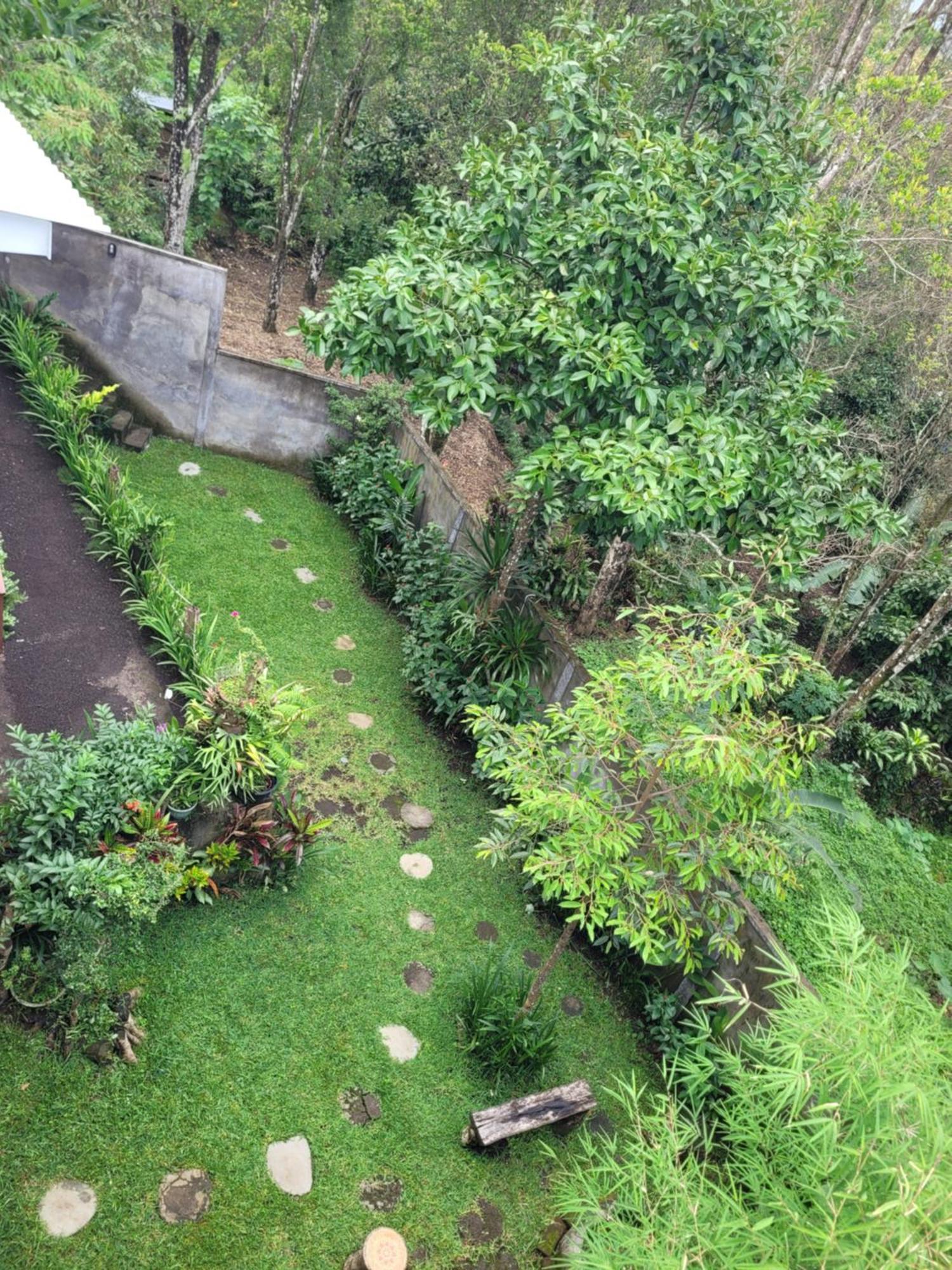 Umah Yugadi Bali Apartamento Munduk Exterior foto