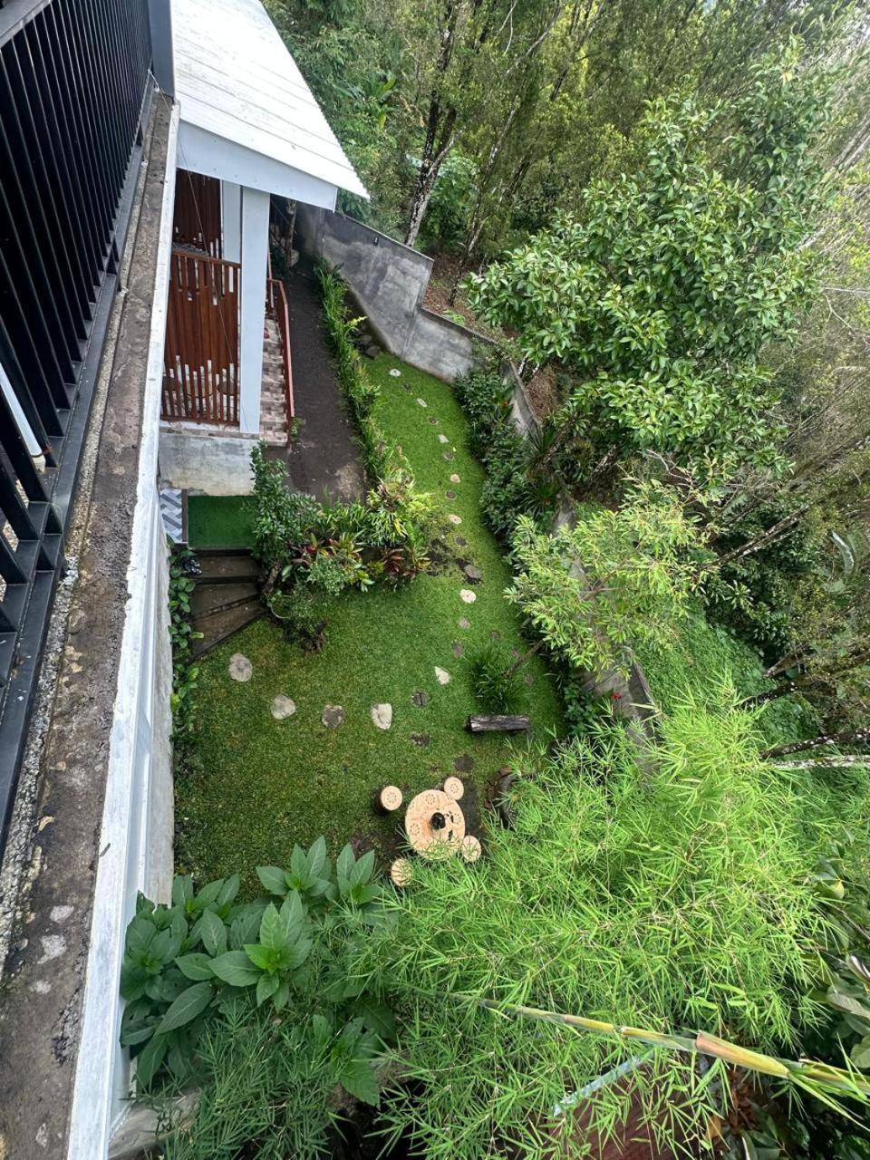Umah Yugadi Bali Apartamento Munduk Exterior foto